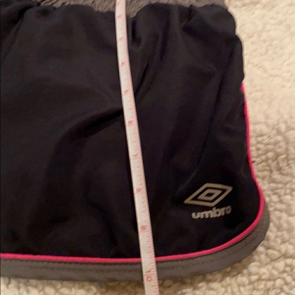 Umbro Running Shorts Size Large - Picture 5 of 6